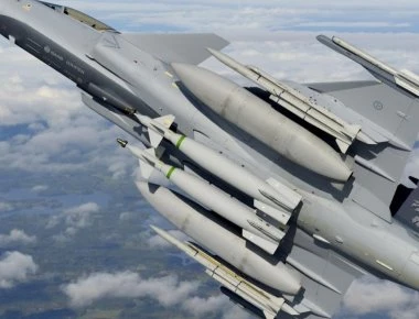 Σουηδία: JAS-39 Gripen ρίχνει βόμβα GBU-12 των 500 λιβρών για να σβήσει δασική πυρκαγιά (βίντεο)